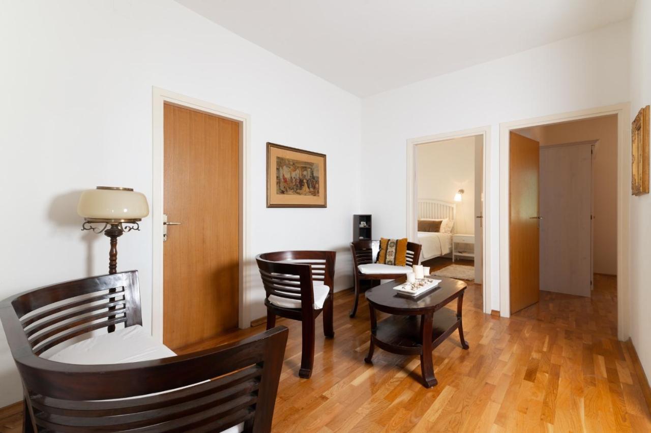 Apartments Rozelyn Ugljan Kültér fotó