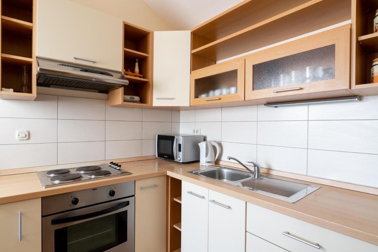 Apartments Rozelyn Ugljan Kültér fotó