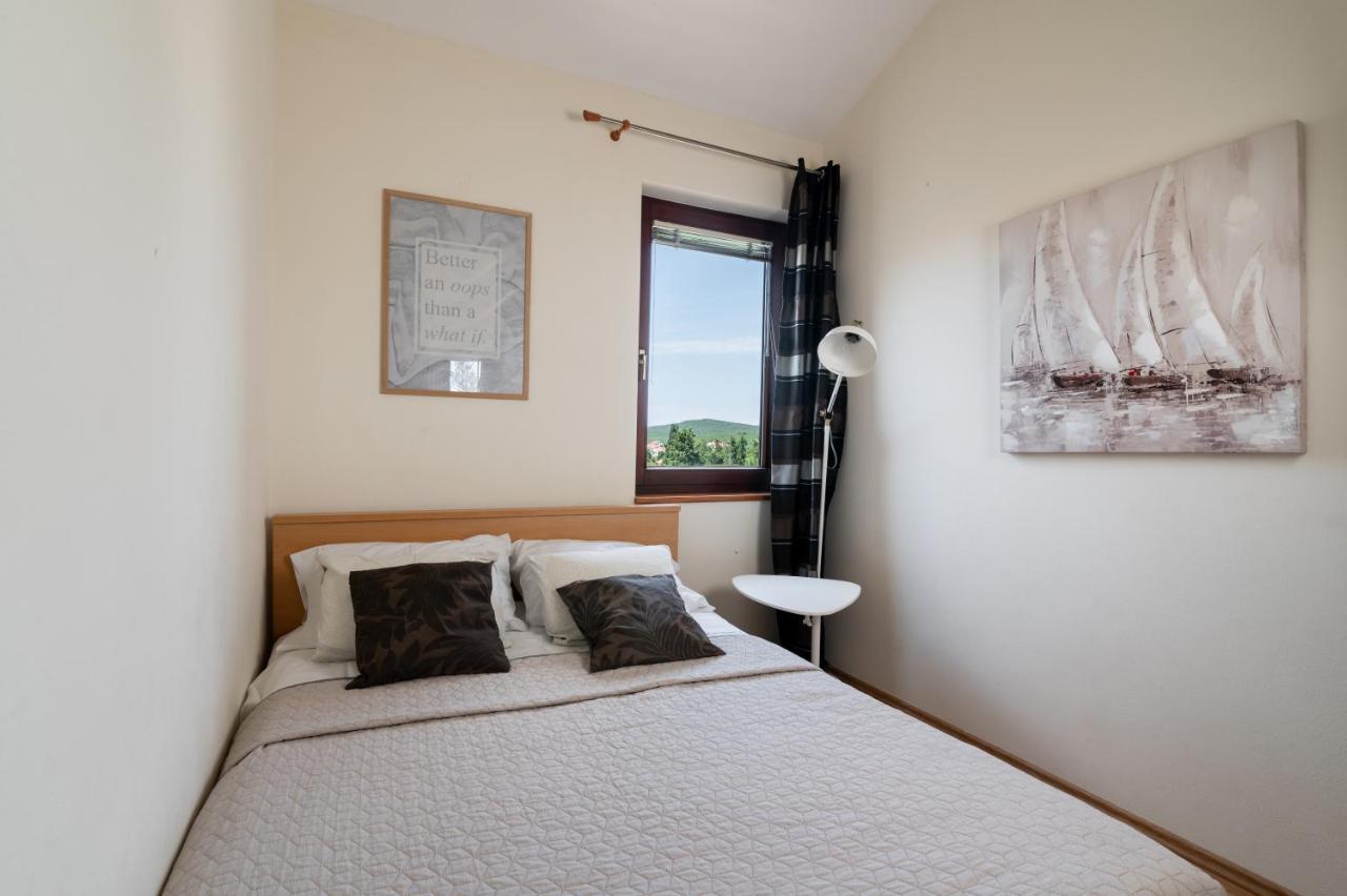 Apartments Rozelyn Ugljan Kültér fotó